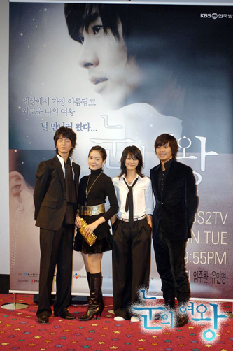 [剧照] 雪之女王